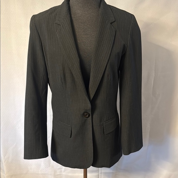 Vintage Debbie Shuchat Grey Pinstripe Fitted Blazer. Size 10. Like New! - Picture 1 of 9
